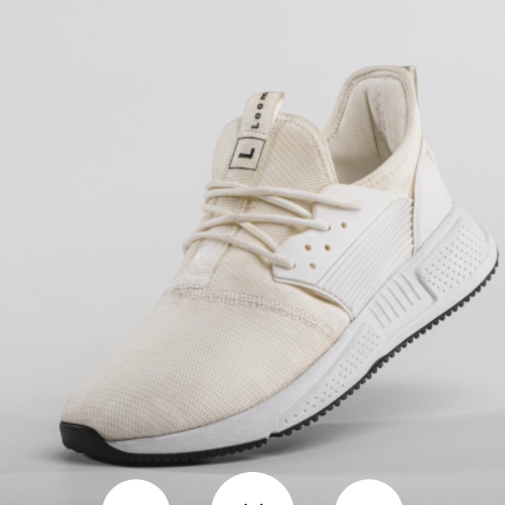 Loom waterproof running shoes/sneakers